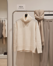 ALASHAN CASHMERE SWEATER WITH ZIP