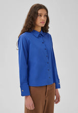MY ESSENTIAL WARDROBE MWSUNNA SHIRT