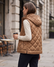 ADROIT ATELIER DANIELA QUILTED LAYERING HOODED VEST
