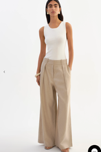 LA MARQUE MIRIAM | WIDE-LEG LINEN PANTS