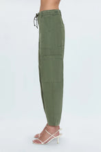 PISTOLA SABRINA CURVED UTILITY MEADOW PANTS