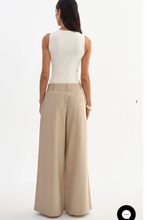 LA MARQUE MIRIAM | WIDE-LEG LINEN PANTS