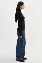 LA MARQUE SADIE TURTLENECK