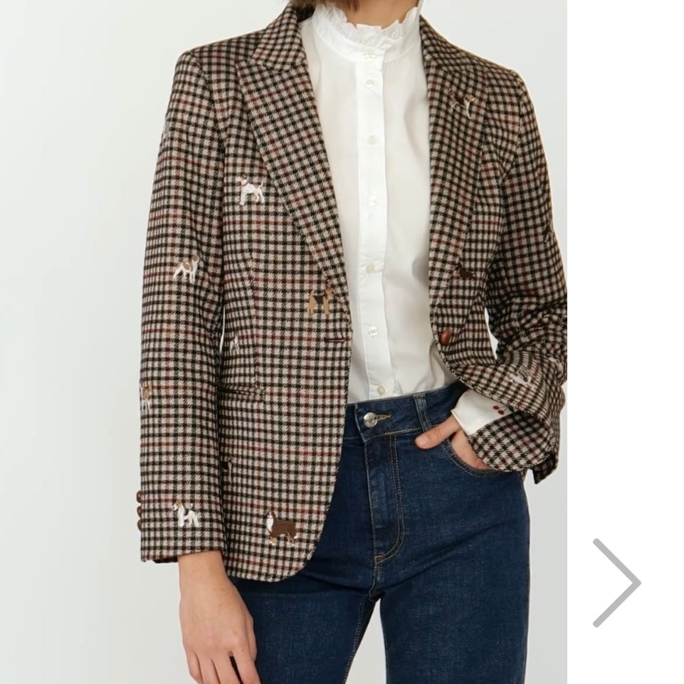 DOG EMBROIDERED HOUNDSTOOTH BLAZER BY VILAGALLO FALL 25
