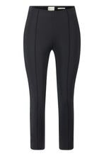 SEDUCTIVE CAPRI PANTS