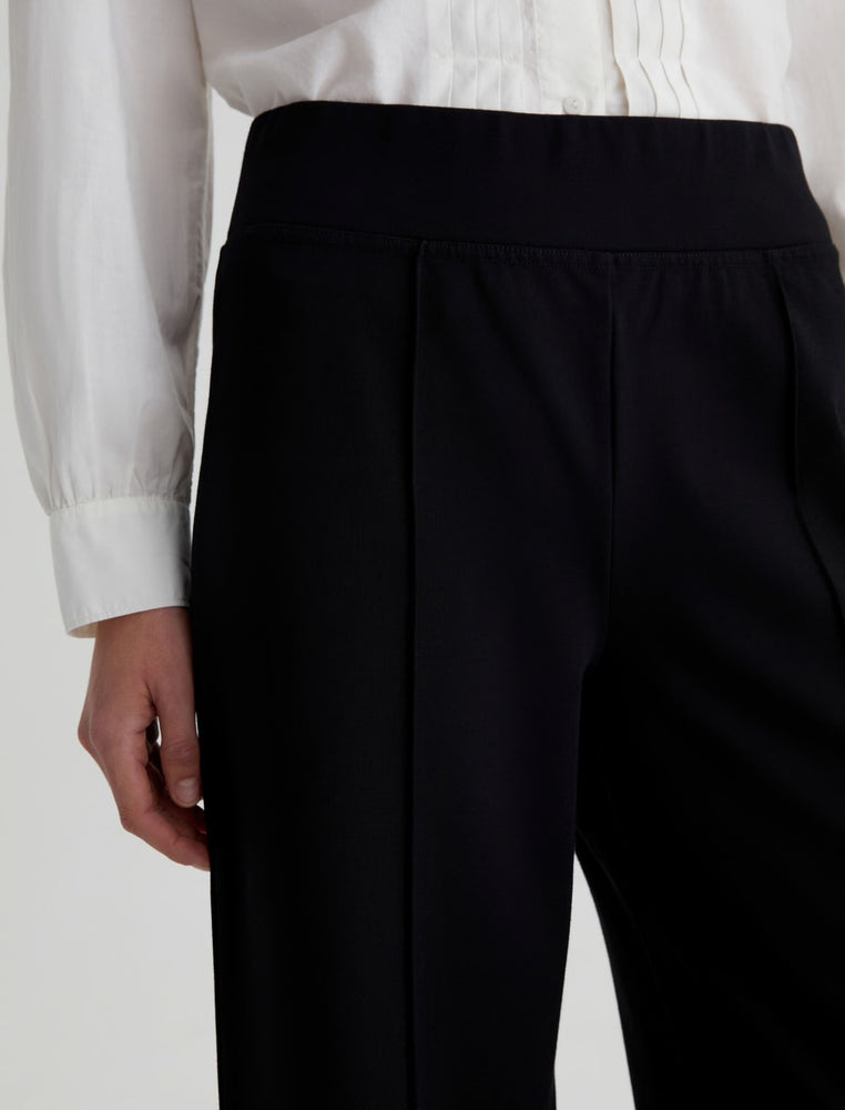 RAEGAN 360 STRETCH PULL ON BY AG JEANS FALL 25