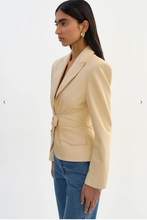 LA MARQUE WILEY | BELTED LEATHER BLAZER