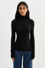 LA MARQUE SADIE TURTLENECK