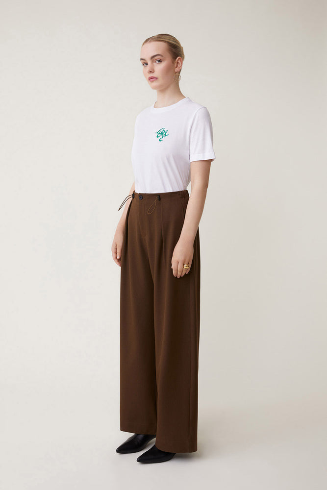 JIO CHOCO WIDE LEG TROUSER BY SUNCOO FALL 24