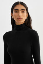 LA MARQUE SADIE TURTLENECK