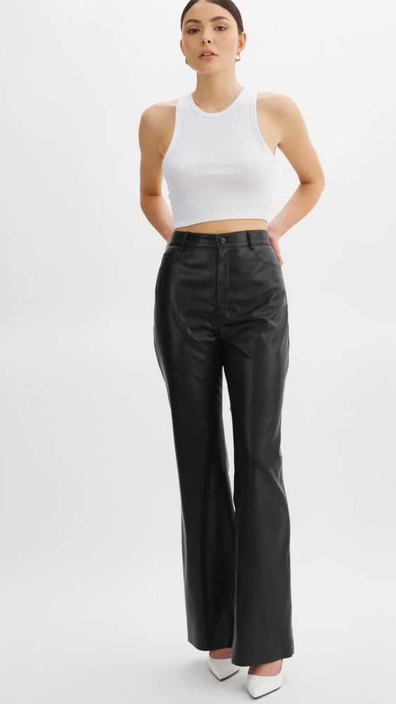 
            
                Load image into Gallery viewer, TAVI BLACK FAUX LEATHER PANTS BY LA MARQUE FALL 23
            
        