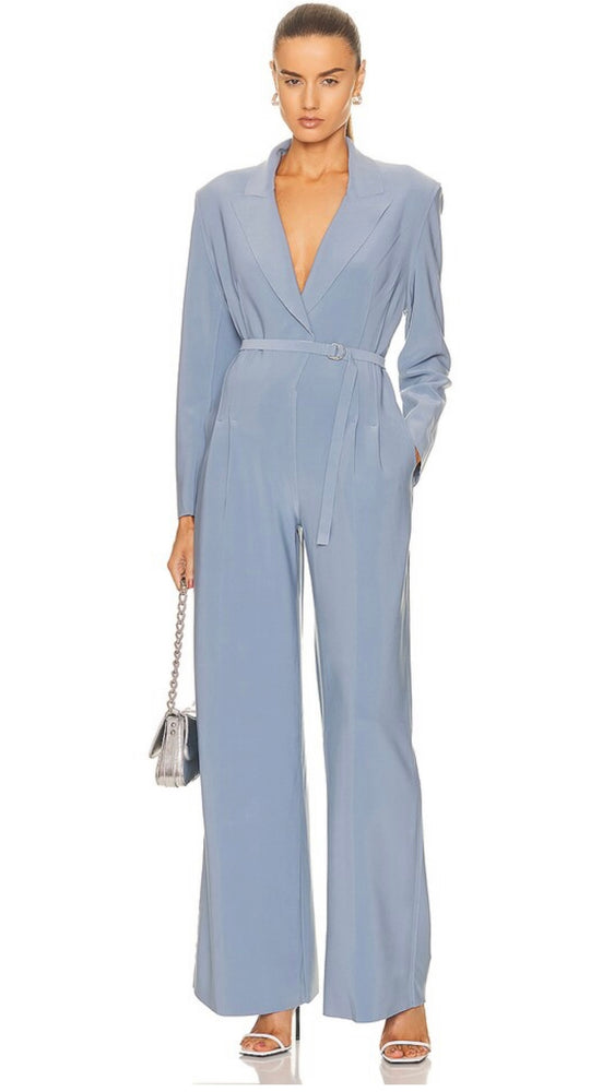 
            
                Load image into Gallery viewer, SINGLE BREASTED STRAIGHT WIDE LEG JUMPSUIT BY NORMA KAMALI FALL 23 HOLIDAY
            
        