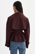 LA MARQUE QUINN CROPPED TRENCH JACKET