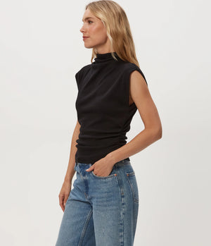 AMARA POWER SHOULDER TEE FALL 25