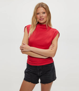 AMARA POWER SHOULDER TEE FALL 25