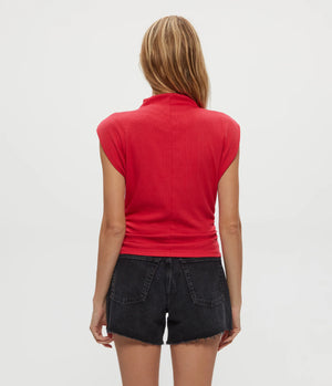 AMARA POWER SHOULDER TEE FALL 25
