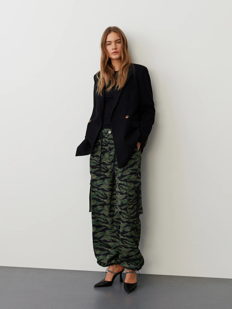 CARGO TROUSERS IN NIGHT BLUE BY SOFIE SCHNOOR FALL 23