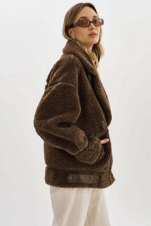 BADU | OVERSIZED FAUX SHEARLING JACKET BY LA MARQUE FALL 24