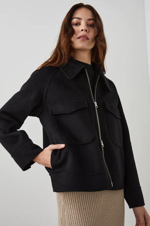 
            
                Load image into Gallery viewer, CHEYENNE JACKET BY RAILS FALL 23 HOLIDAY
            
        