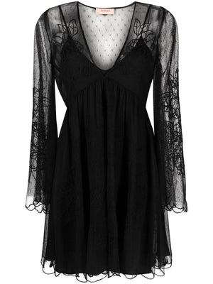 
            
                Load image into Gallery viewer, LAYERED LACE FLARED DRESS BY TWIN SET FALL 23 HOLIDAY
            
        
