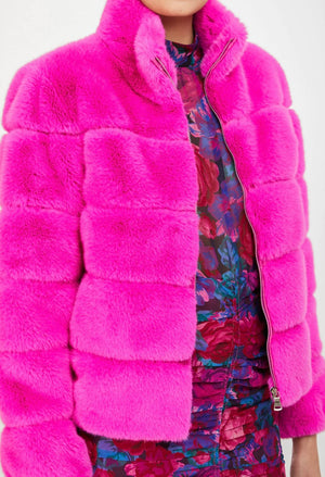 JODI FUSCHIA FAUX FUR COAT FALL 23 HOLIDAY