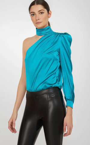 
            
                Load image into Gallery viewer, GENERATION LOVE ROSARIO BLOUSE EMERALD FALL 23
            
        