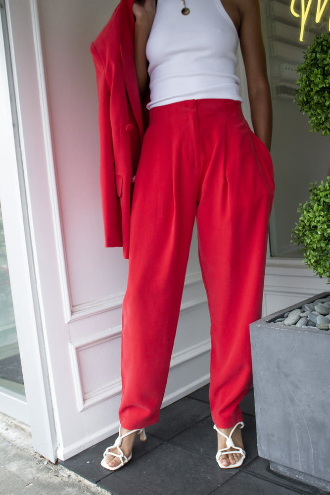 APOLLONIA PANTS IN RED SPRING 23