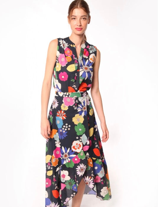
            
                Load image into Gallery viewer, MYRNA SKIRT IN NAVY SPRING 23
            
        