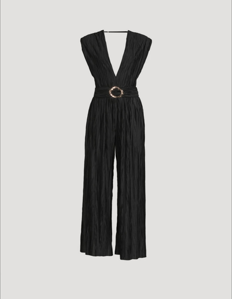 PLEATED JUMPSUIT IN BLACK SPRING 23