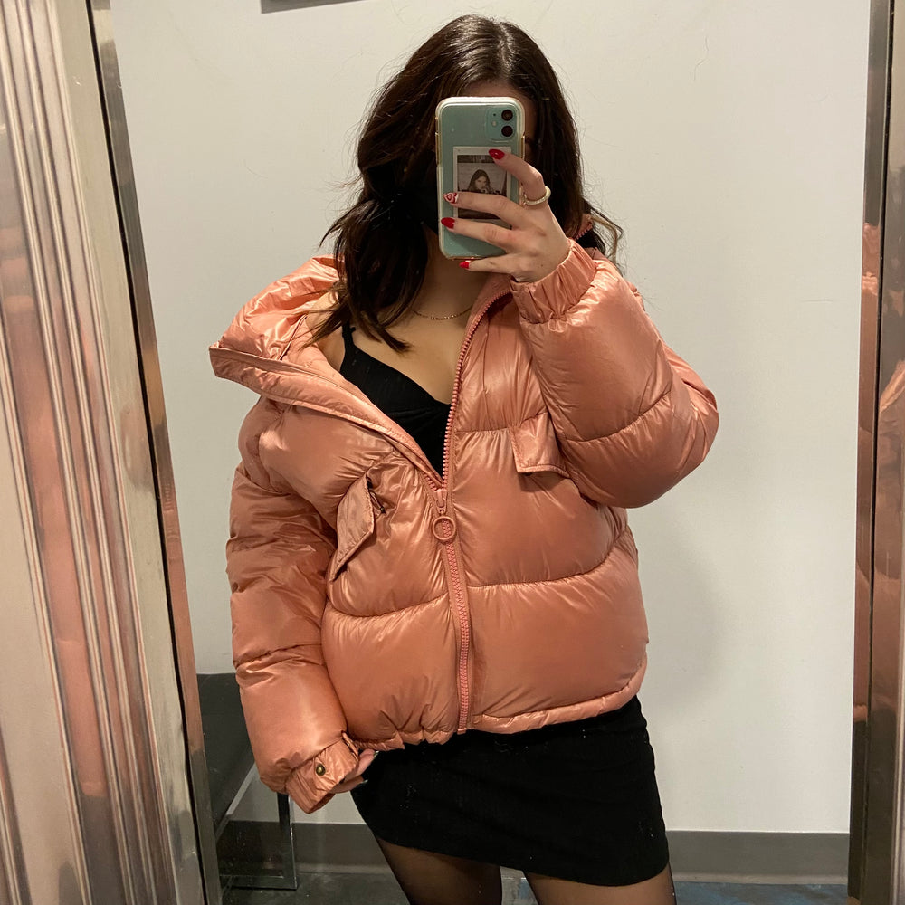 
            
                Load image into Gallery viewer, TWIN SET ULTRA LIGHT PUFFER JACKET IN PINK FALL 22 SALE
            
        