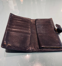 CHANEL VINTAGE PRE OWNED WALLET