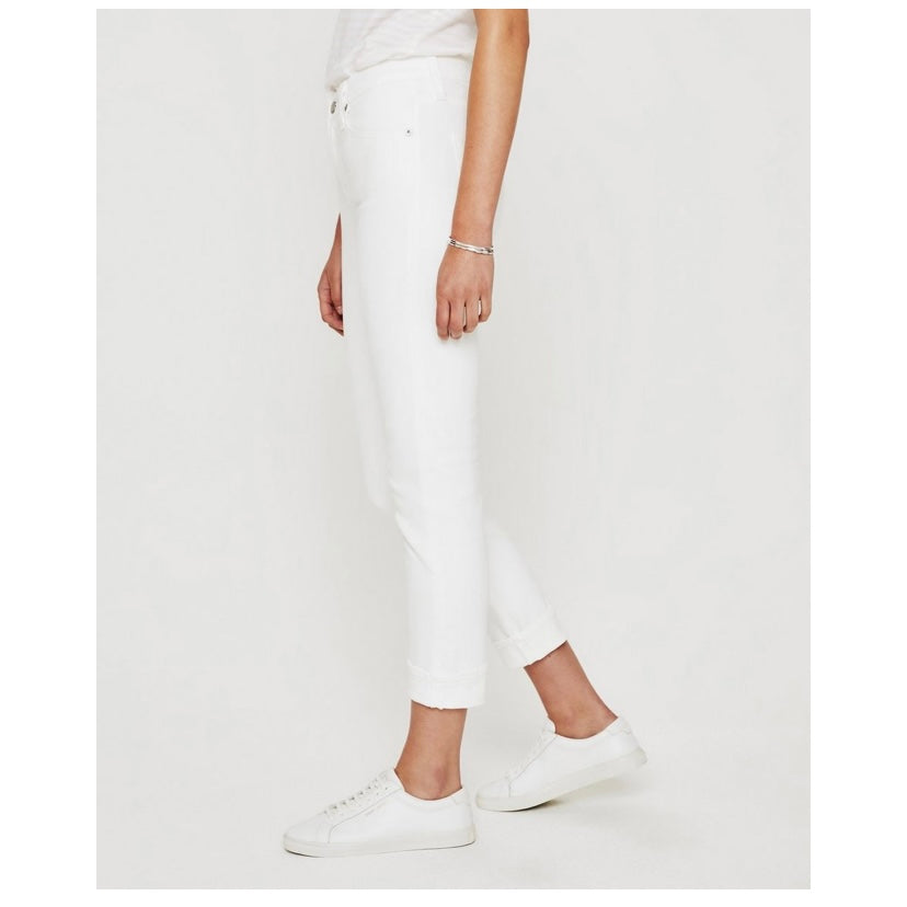 
            
                Load image into Gallery viewer, EX BOYFRIEND SLOUCHY SLIM WHITE JEANS BY AG JEANS SPRING 23
            
        