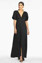ALLI BLACK GOWN FALL 24